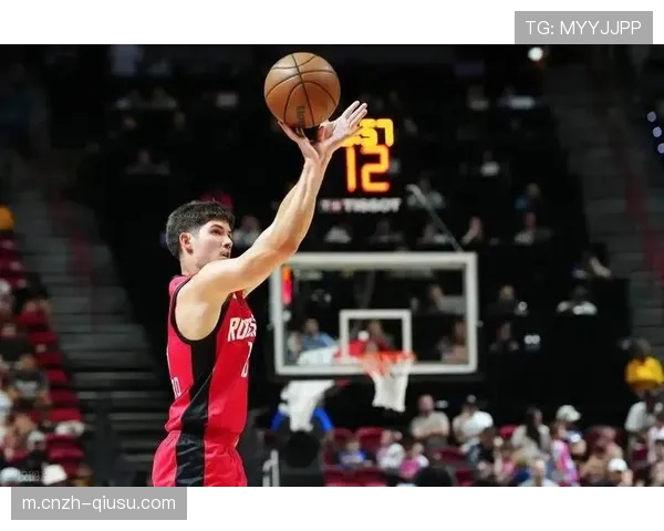 火箭前场篮板率41%创30年纪录 乌度卡打造极致冲抢体系 火箭前场篮板率41%创30年纪录 乌度卡打造极致冲抢体系